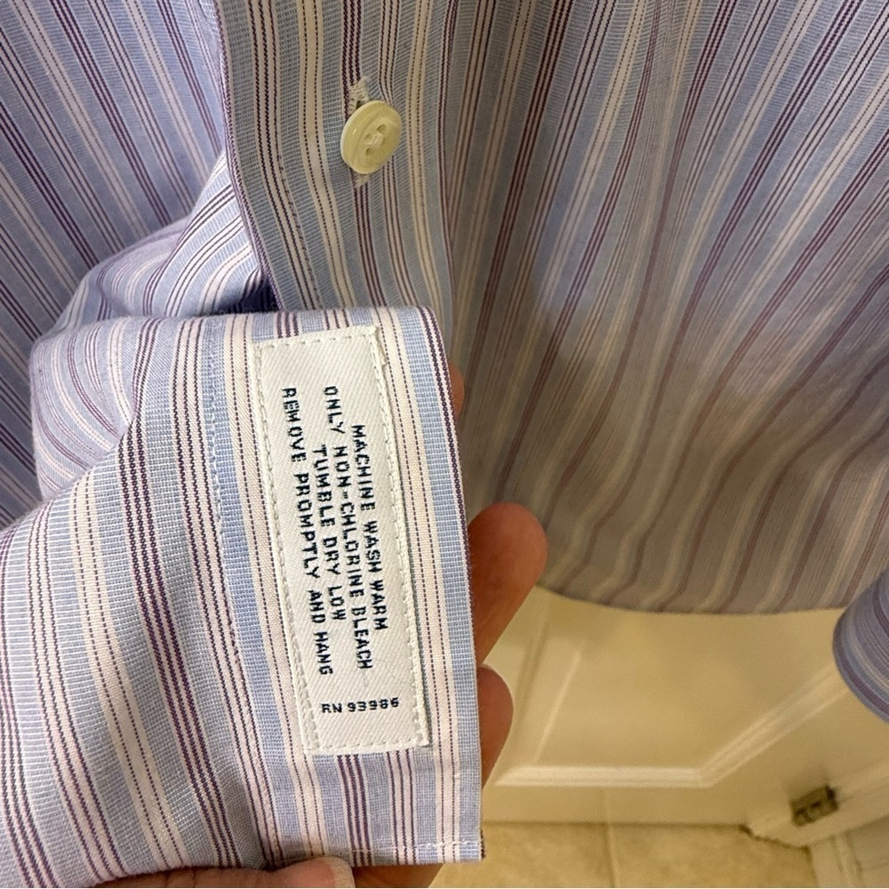 Brooks Brothers Blue and White Dress Shirt Classic Business Style - Picture 5 of 8